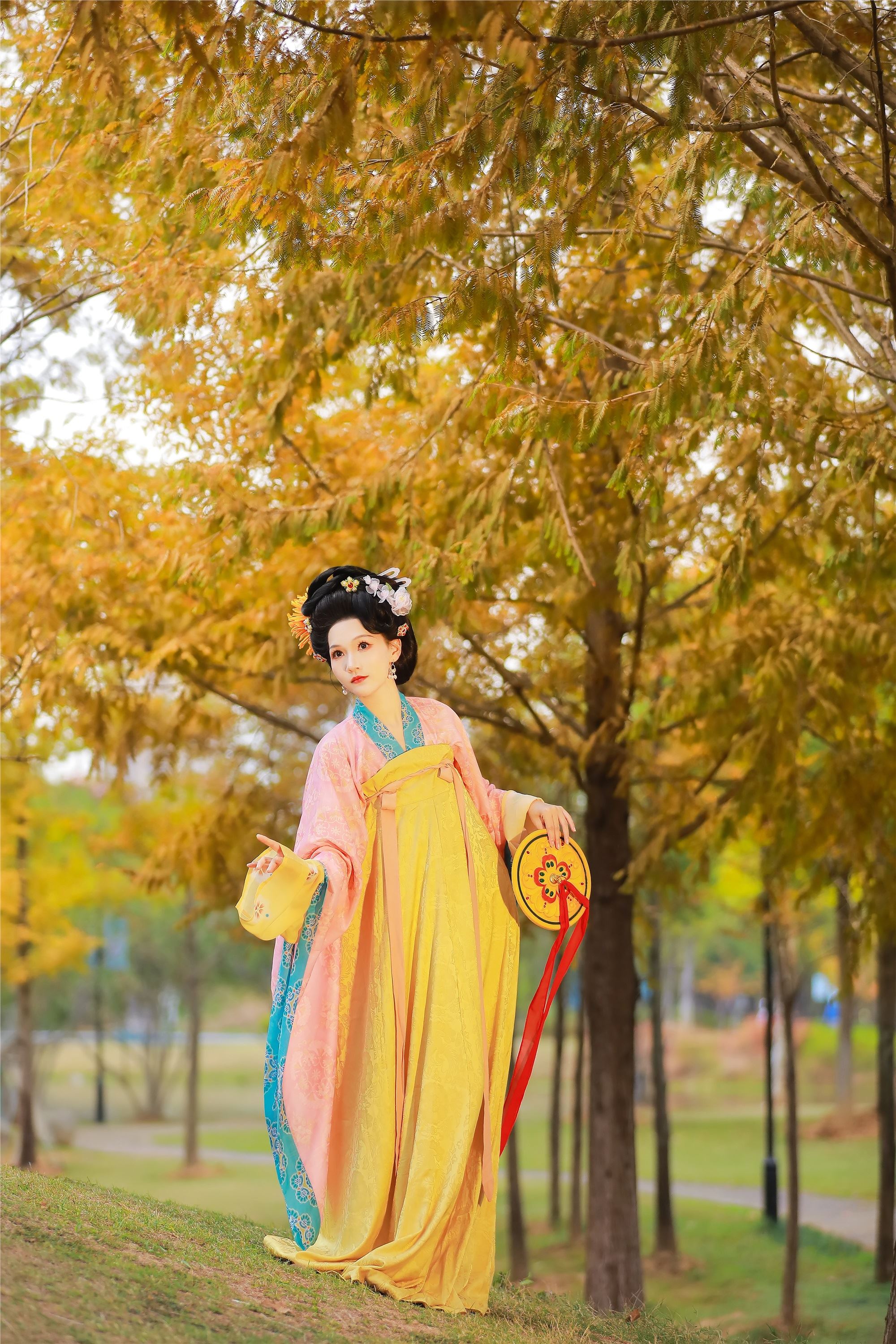 YITUYU艺图语 2025.02.07 秋意浓 焚香小也